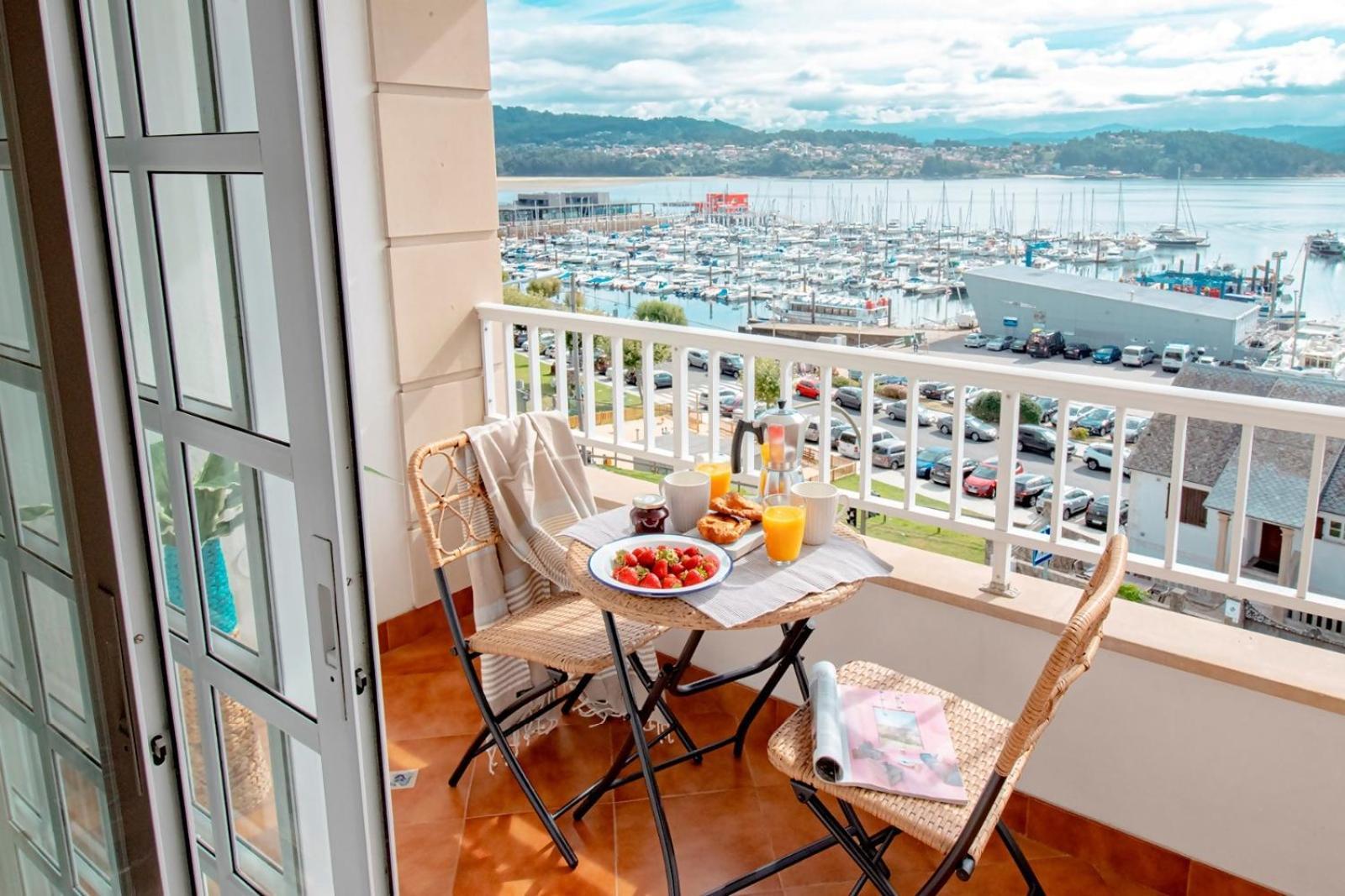 Bleumaison-Combarro Port Con Vistas Al Mar المظهر الخارجي الصورة